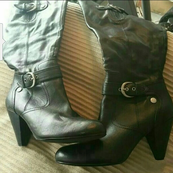 Black boots