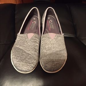 Gray Bob's Memory Foam shoes