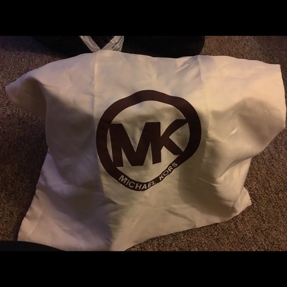 Michael Kors Purse - Picture 3 of 3