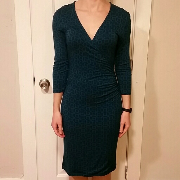 Banana Republic 3/4 sleeve patterned dress sz XS