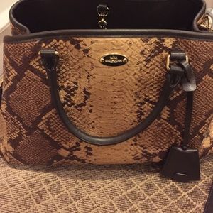 Coach Cross body/shoulder bag no dust cover