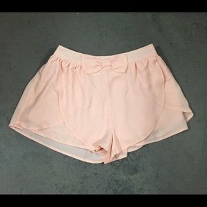 Elodie bow shorts