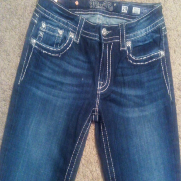 Miss Me  Jeans - Picture 2 of 4