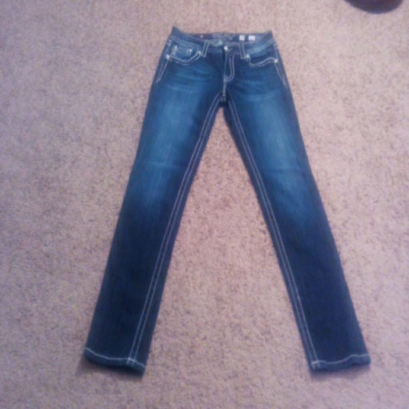 Miss Me  Jeans - Picture 3 of 4