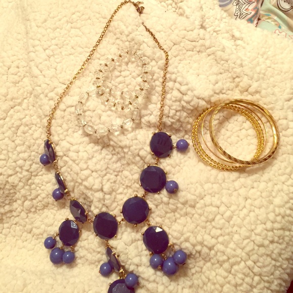 BUNDLED...bubble necklace with bangles & Crystal
