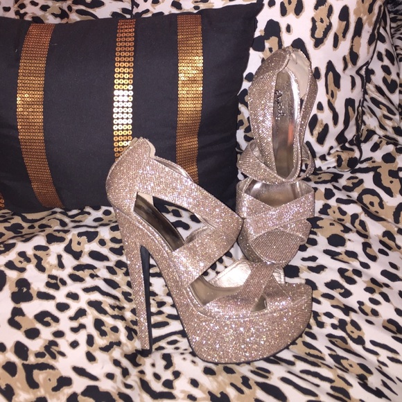 Gold Sparkle Stiletto