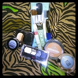 ALL BRAND 🆕 9pc Makeup Bundle #9