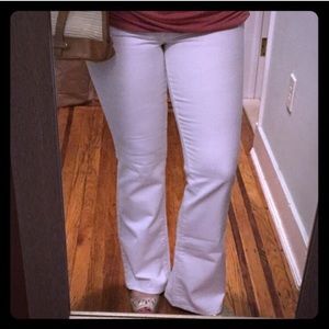 ❌SOLD❌ American Eagle white flare jeans, size 10