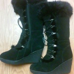 Bear Paw Heel Boots Suede and Sheepskin Lining