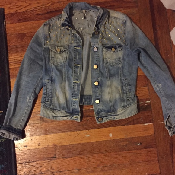 Romeo and Juliet Couture jean jacket - Picture 1 of 3