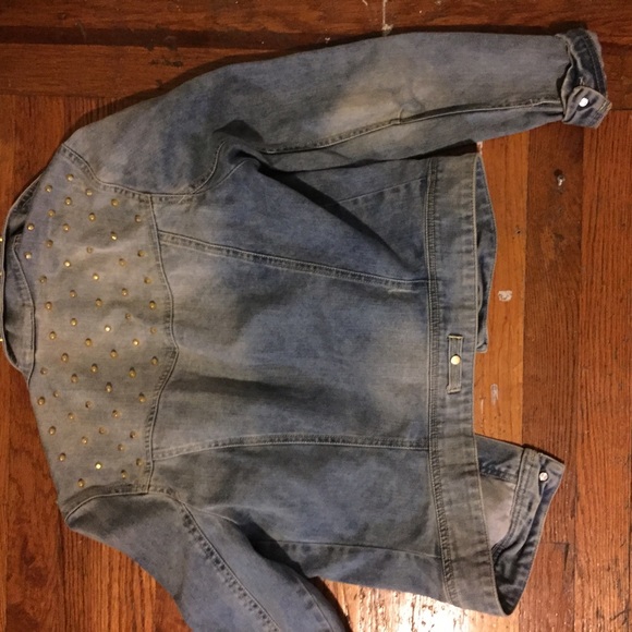 Romeo and Juliet Couture jean jacket - Picture 2 of 3
