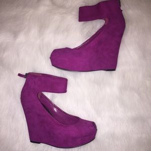 Nine West suede wedges