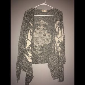 Hollister gray and white non-button cardigan