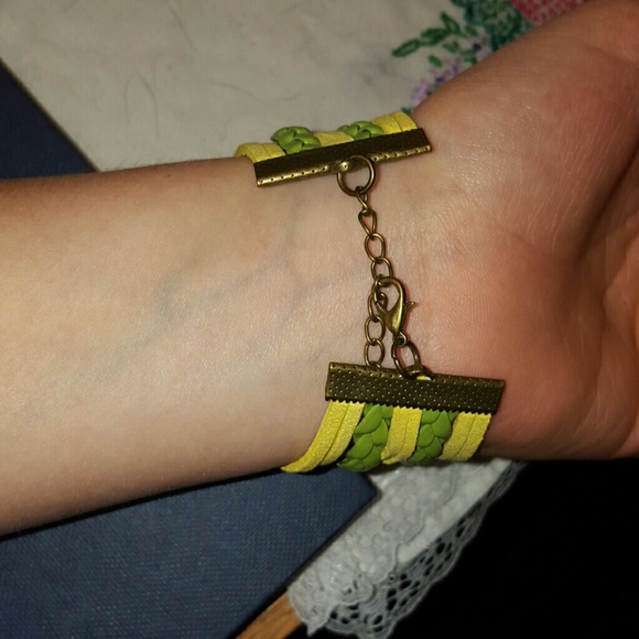 Bracelet - Picture 2 of 2