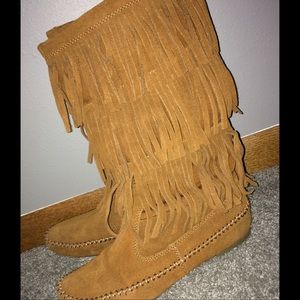 LC Lauren Conrad fringe boots