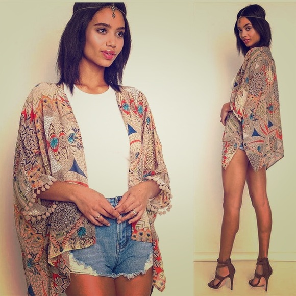 Pom Pom Kimono