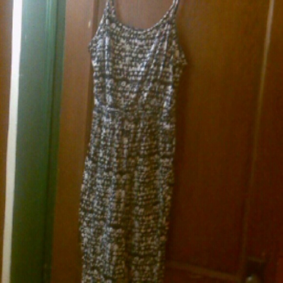 Black and white jump suit - Picture 1 of 3