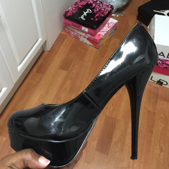 Steve Madden Heel