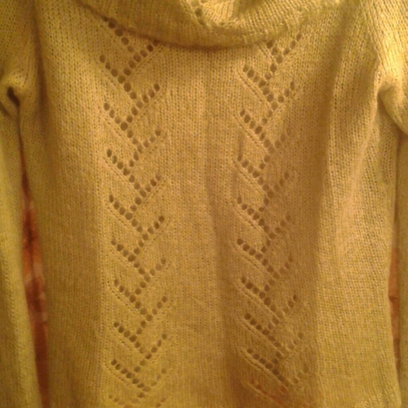Fall sweater - Picture 2 of 4