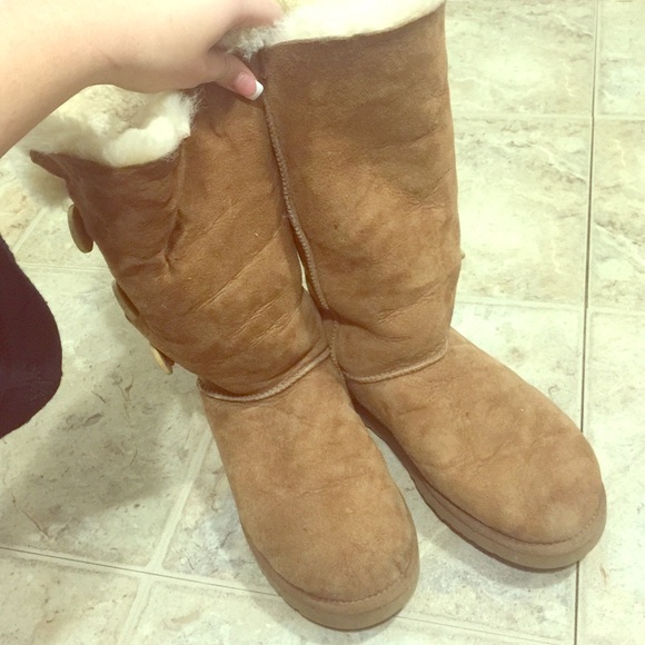 Uggs (damaged)