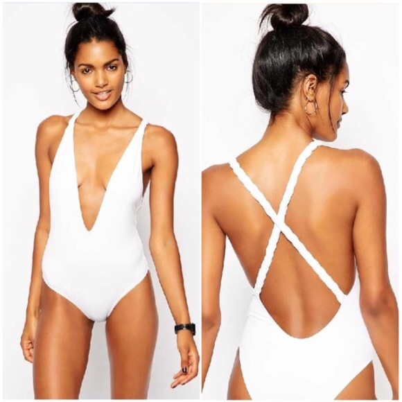 Beautiful braided one piece bathing suite size 6