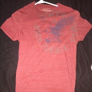 Red American eagle t-shirt