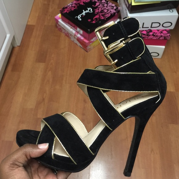 Black heel