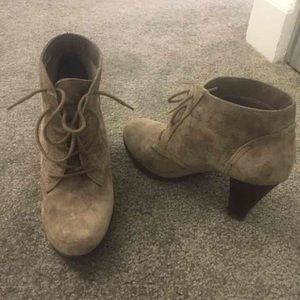 White Mountain Oxford Booties