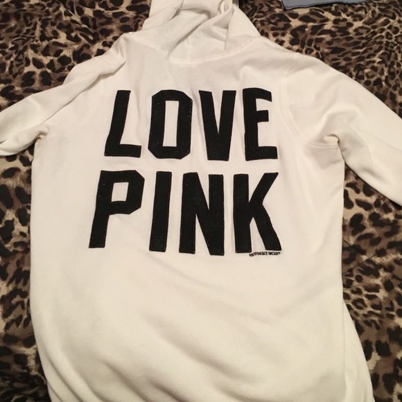 White VS hoodie