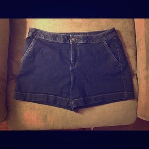 Jennifer Lopez blue jean shorts. Size 10.