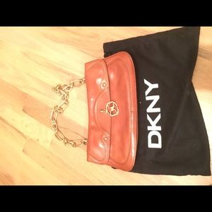 Dkny satchel/clutch