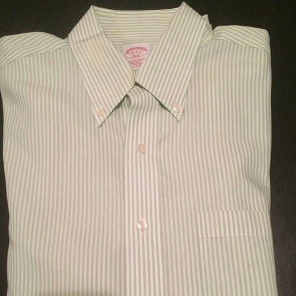 Men's Brooks Brothers dress shirt
