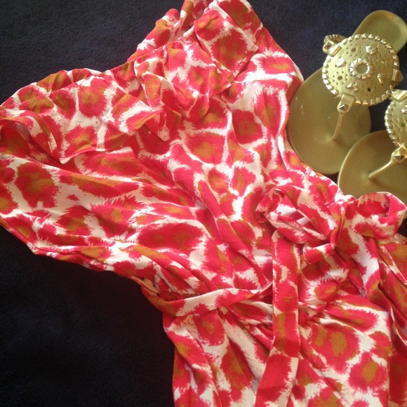 SALE Lucy love strapless wrap dress