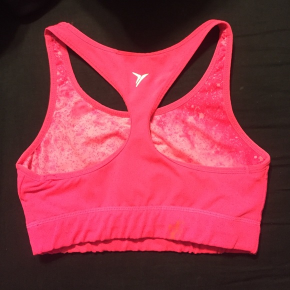 Old navy sports bra ! - Picture 2 of 3