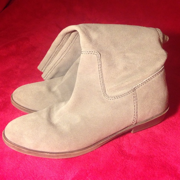 Nine West Shoes - SALE!!👢👢NINE WEST SUADE  BOOTS👢👢