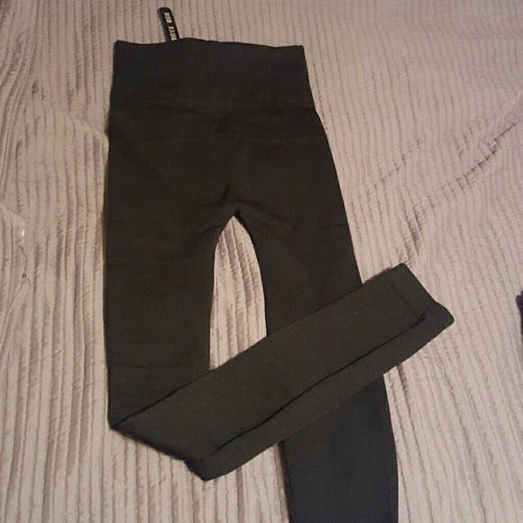 CLOSET CLOSING High waisted black Leggings