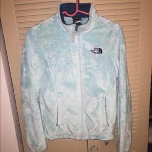 Women's Teal North Face.