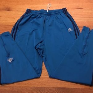 Adidas stretchy pants