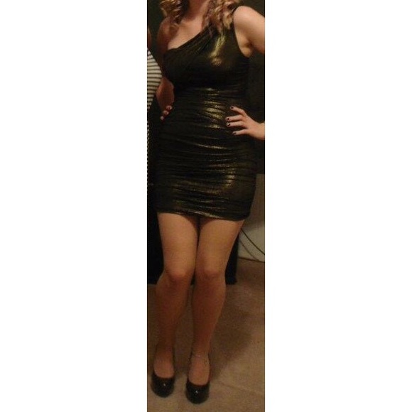 One shoulder black and gold dress - M