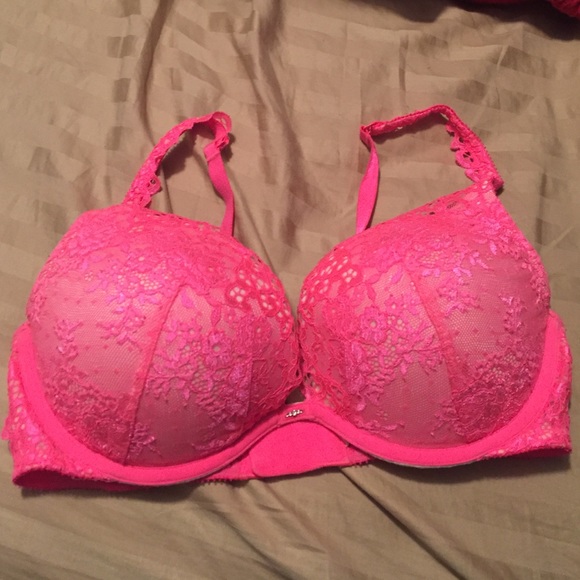 Victorias Secret Limited addition angel bra