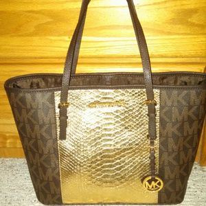 Michael Kors purse