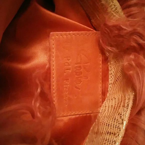 Handbag - Picture 2 of 3