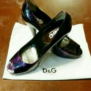 D&G purple heels