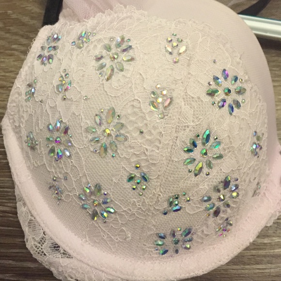 VS Fashion Show Bra - Picture 3 of 4