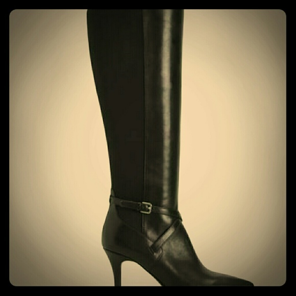 🚫🚫SOLD🚫🚫SOLD. Brand New Nine west Tall boots 9 - Picture 1 of 4