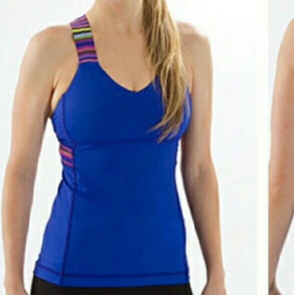 lululemon athletica Tops - Lululemon scoop neck top