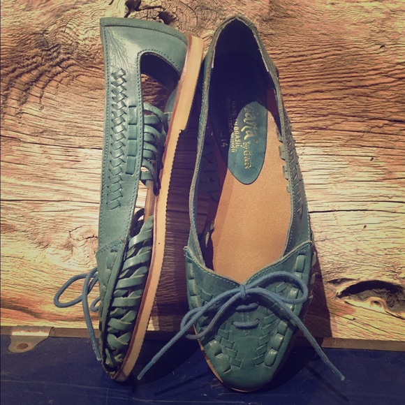 Vintage huaraches slip on