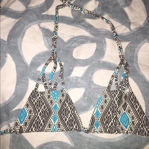 Acacia Thai haena size small