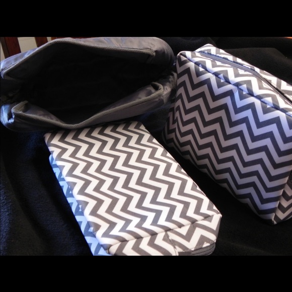 Chevron monogram bag - Picture 2 of 3