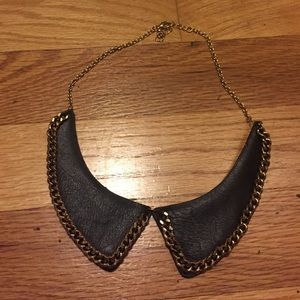 Collar style necklace